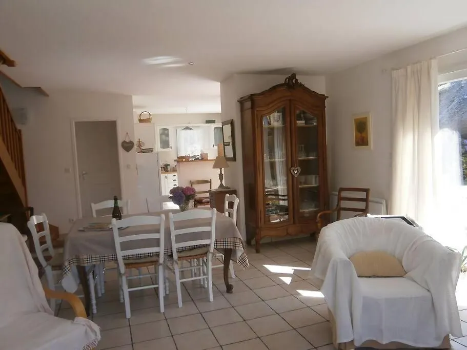 Holiday home Maison Recente Pres De La Mer Kerlouan France